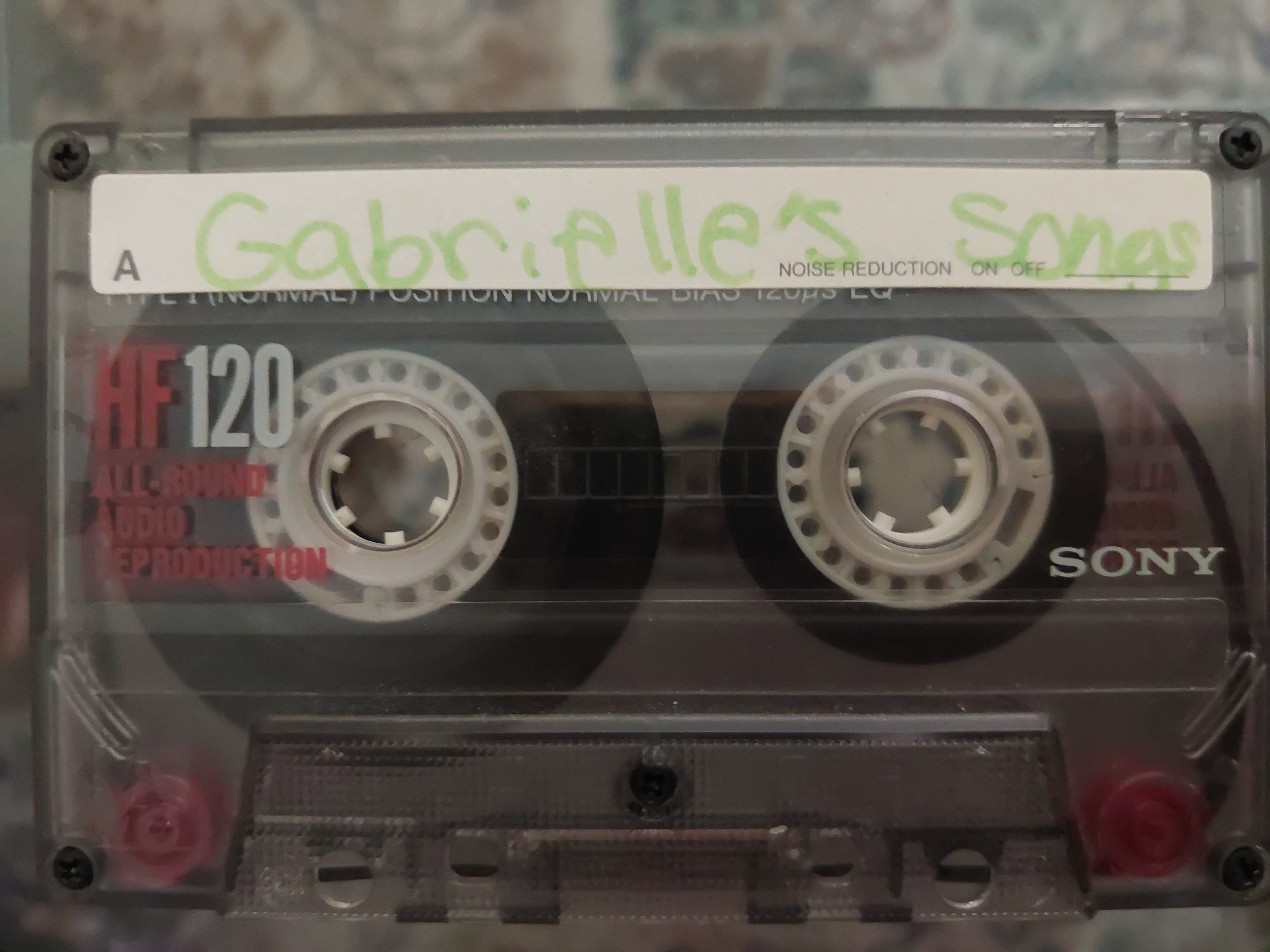 Gabrielle's Songsというカセットテープ